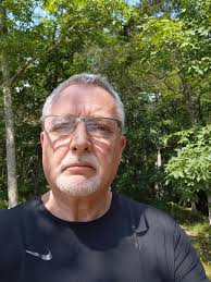 How to improve putting in golf?