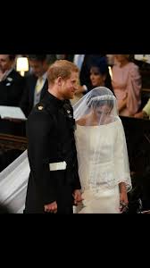 Pin By Sowmyaei On Hochzeit Harry And Megan Prince Harry And Meghan Meghan Markle Wedding Pictures Harry And Meghan Wedding