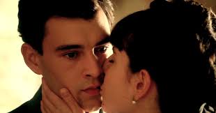 Buenos días #Promisers! Hoy en #LaPromesa: ➡ Catalina admite a Manuel que  el hijo que espera es de Adriano ➡ Ricardo confiesa la verdad sobre su  mujer a Pía Os esperamos a