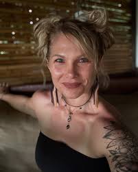 Beth Copeland (@thebethphoenix) • Instagram photos and videos