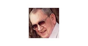 Dennis Brackett's Instagram, Twitter & Facebook