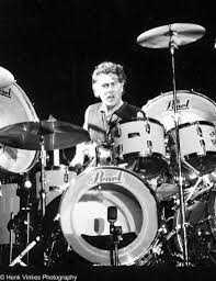 He is best known as the drummer of the dutch rock band, golden earring, a position he has held since 1970. Cesar Zuiderwijk Dutch Drummer Of Golden Earring Drumstellen