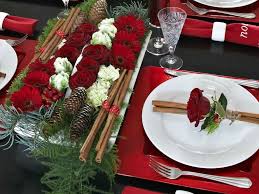 Pin By Trendytrees Cape Town On Floral Christmas Christmas Table Centerpieces Christmas Floral Beautiful Christmas Trees