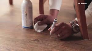 Pvc Fussboden Kratzer Entfernen Mit Dr Schutz Scratchfix Youtube