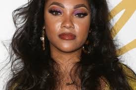 Alexandrea Martin's Instagram, Twitter & Facebook