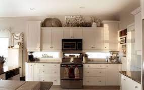 Maybe you would like to learn more about one of these? Decor On Top Of Cabinets Granado Home Design Above Kitchen Cabinets Kitchen Cabinets Decor Decorating Above Kitchen Cabinets