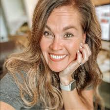 This ✨glow✨ is all thanks to the Plexus Skin Health System! Each product  works in perfect harmony to deliver VISIBLE results that not only you will  notice, but others will too 👀