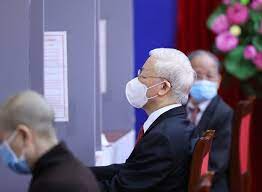 Hà nội ông nguyễn xuân hùng, chủ tịch ủy ban bầu cử, ứng cử viên đại biểu hđnd xã tráng việt, xin 75 phiếu mang về nhà gạch tên người khác, để lại tên mình. Tá»•ng Bi ThÆ° Nguyá»…n Phu Trá»ng Bá» Phiáº¿u Báº§u Cá»­ Táº¡i Quáº­n Hai Ba TrÆ°ng Ha