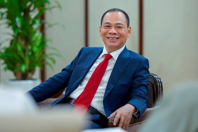 Ông Phạm Nhật Vượng: “Cho đến khi hết tiền mới thôi hỗ trợ tài chính cho  VinFast”