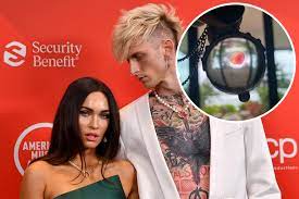 While appearing on wednesday's episode of the ellen degeneres show, the singer recalled the time when fox. Xjsxj7suuuefrm