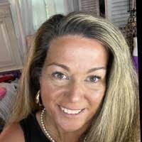 Beth Rickert's Instagram, Twitter & Facebook