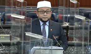 Beliau yakin akta 355 atau ruu 355 yang heboh diperkatakan dalam kalangan parti politik itu juga dapat diselesaikan secara bijaksana. Malaysiakini Pindaan Akta 355 Ruu Sekat Pengembangan Agama Bukan Islam Bakal Diperkenal