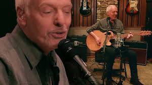 The fourteen track double album is frampton's long awaited breakthrough, successfully capturing the full excitement and electricity of his musicianship that had eluded him on his studio albums. Frampton Conquers Fear Triumphs With Stunning Acoustic Take On Do You Feel Like I Do Society Of Rock