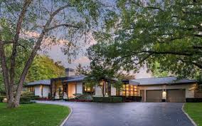Included is a new sneaker closet that shows off all his favorite. Patrick Mahomes Kansas City House Is A Mid Century Mvp
