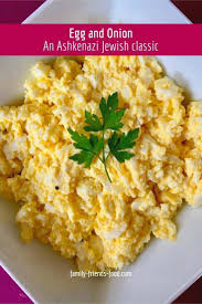 Egg And Onion An Ashkenazi Classic A Classic Jewish Appetiser Family Friends Food Recipe Food Jewish Recipes Kosher Recipes
