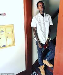 Even in old interviews, durk's eyes have always been wide af. Rapper Lil Reese Eyes Grazed In Chicago Parking Lot Shootout The Bharat Express News