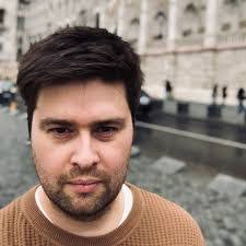 Darren Roper's Instagram, Twitter & Facebook