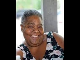 Lori Mote's Instagram, Twitter & Facebook