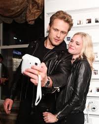 Who is sam heughan former girlfriend mackenzie mauzy. Sam Heughan Wiki Bio Girlfriend Net Worth Family Married Age Height
