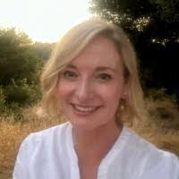 Daryl Howell's Instagram, Twitter & Facebook