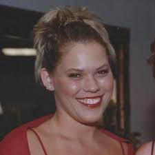 Dawn Arnett's Instagram, Twitter & Facebook