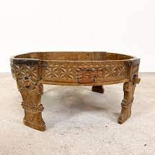 An amazing statement showpiece to have, to bring that warm feel to your home. Antique Indian Carved Round Coffee Table For Sale At Pamono