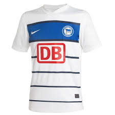 We did not find results for: Bild Hertha Bsc Berlin Away Trikot 2011 12