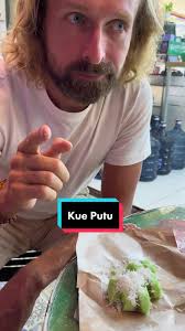 Exploring Kue Putu: A Taste of Indonesia