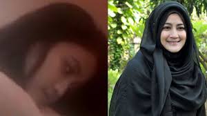 Umipipik #nikahsiri #sunumattaband umi pipik sudah nikah siri? Jadi Model Video Klip Umi Pipik Pernah Beradegan Seperti Ini Dulu Dan Sekarang Beda Banget Halaman All Tribun Jambi
