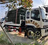 Isuzu 4X2 Roll-off Waste Collector Container Lifter 10t 12t Skip Loader  Swing Arm Roll off Garbage Bin Lifter Truck