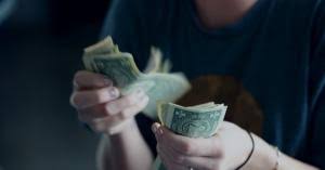 Circa 44 de mii de angajați din sectorul bugetar. Materiale Cu Salarii Bugetari In Infoinstitutii Ro