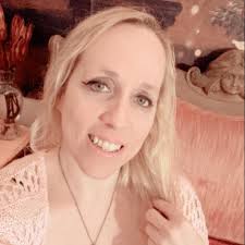 Share your favourite weekly podcasts