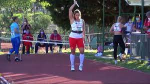 Andrejczyk said she wanted to put her success to good use by auctioning off her medal to help a stranger in need, encouraging members of the public to put forward suggestions. Most Beautiful Athlete Maria Andrejczyk 71 40 Jakosc Hd Rekord Polski 09 05 2021 Split Youtube
