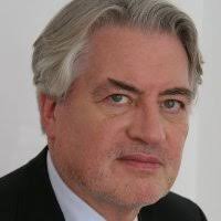Wie sein ministerium am mittwoch mitteilte, habe sich der gesundheitsminister in häusliche quarantäne begeben. Paul Bernd Spahn Center For European Studies At Harvard University