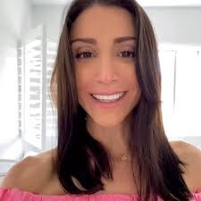 Australian actress Bianca Wallace marks five years since noticing her  Multiple Sclerosis symptoms