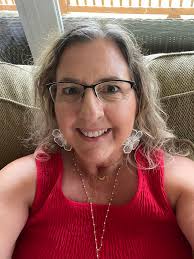 I found Amazon's secret store. It's called Amazon Resale 🤯 They sell  returned and used items at MEGA discounts (up to 91% OFF!) How are the  products delivered? Do they work? I