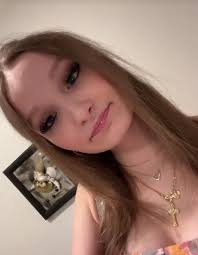 does anyone have any nose piercings with them. one of mine fell out last  night and i don't want it to close up😩 a hoop or stud will be fine. i'm in