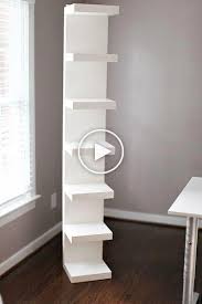 Posez Un Parquet Flottant Comme Un Pro In 2020 Shelves Ikea Diy Ikea Shelves