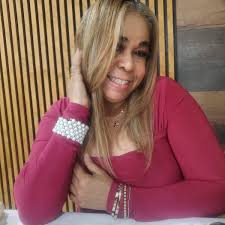 Las Gracias primero a Dios, a mi familia, a los presentes y esos amigos y  seguidores que esperan con ansias la programación tanto de Durísima 105.7  como de Íntima Fm dos emisoras