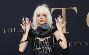 Das supermodel war zuvor mit bradley cooper , 46, liiert, hat mit ihm die vierjährige tochter lea de seine. Lady Gaga Liebesgeschichte Mit Bradley Cooper Nur Inszeniert