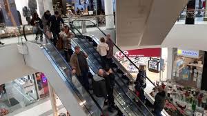 Oznacza to, że tego dnia zamknięte będą supermarkety i sklepy w galeriach handlowych. Niedziela Handlowa 2020 Czy 30 08 Pojdziemy Do Sklepu Sprawdz Czy 30 Sierpnia Zrobisz Zakupy Krakow Nasze Miasto