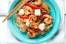 Non serve neanche lessare la pasta! Spaghetti Di Riso Proprieta Calorie E Come Si Cucinano