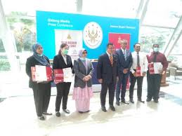 Implementing this scheme nationwide would be a remunerative move to help strive for a better healthcare system for this country. Selangor Tambah Baik Skim Insurans Peduli Sihat