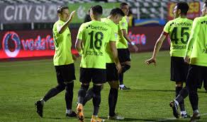 24.04.21 20:30 romania championship round cfr cluj cs universitatea craiova 0 1 1 2. Sepsi Sfantu Gheorghe Cfr Cluj 0 1 Penalty Ul Transformat De Ciprian Deac Duce Echipa Lui Edi IordÄƒnescu Pe Primul Loc In Liga 1