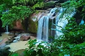 1.3 pemandangan air terjun mengalir 1.4 gambar pemandangan yang sangat indah Air Terjun Pelangi Indah Seperti Tirai Terhampar Di Tengah Alam Pariwisata Sumut