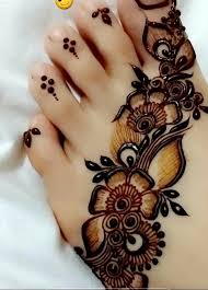 Pin By Nuzrath On Mehandi Mehndi Designs Feet Henna Designs Feet Mehndi Designs For Hands