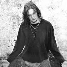 layne thomas staley on instagram layne goth laynestaley aliceinchains 90sgrunge grungeseattle seattle90 1990s 90s hardro goth women 90s grunge