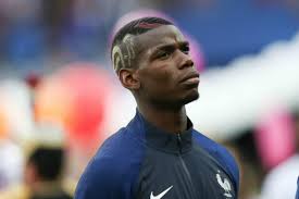 Dalla dieta all'allenamento e la vita . Il Segreto Delle Acconciature Di Pogba Un Amico Fa Da Cavia Al Parrucchiere