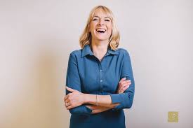 Know more about her wiki, bio, facts age, height. From Midge Maisel To Louise Minchin Yana Photography