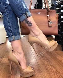 Imágenes exclusivas y toda la informacion sobre el mundo del deporte #laliga #ucl #f1 #motogp www.marca.com. Scarpami Roma En Instagram Ultimo 38 A 30 Marca Altramarea Heels Elegant High Heels Stiletto Heels